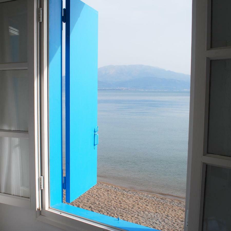 Villa "Pietra E Mare" Nafpaktos Exterior foto
